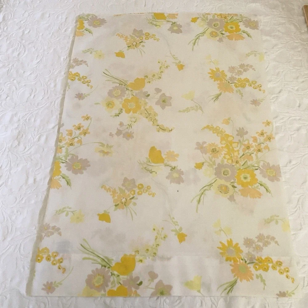Vintage 60's 70's MCM 1‎ Pillowcase Floral Muslin Standard Yellow Flowers Boho